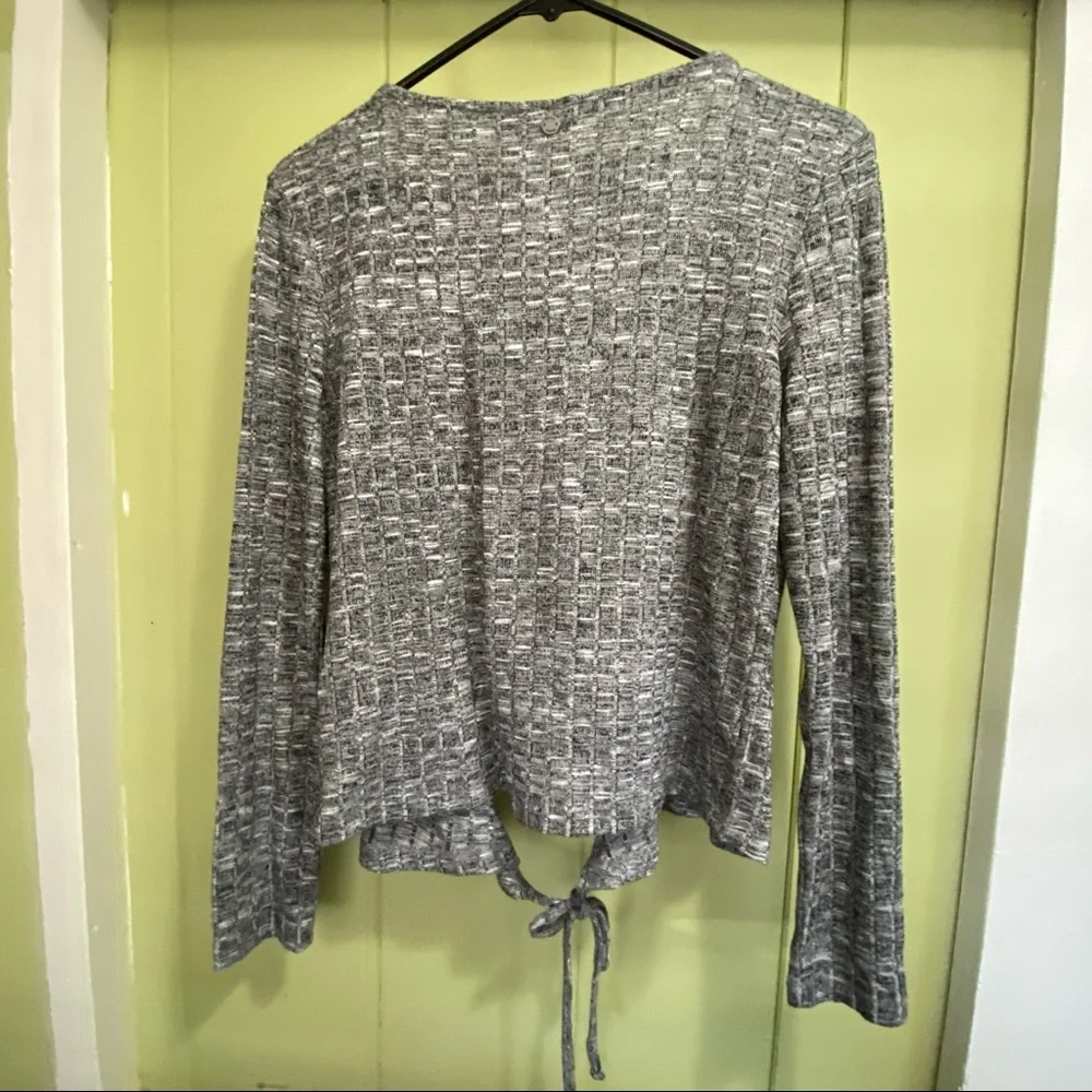 ROXY Junior's Cloudy Days Top Black Size Medium KTE1 - Picture 3 of 11
